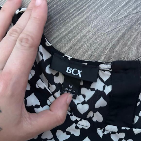 bcx heart print black and white blouse - Picture 4 of 4
